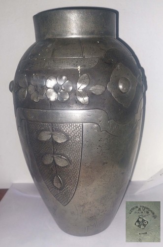 Vase etain art - en, deco