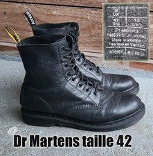 Dr MARTENS taille 42 UK8 cuir souple noir 1460