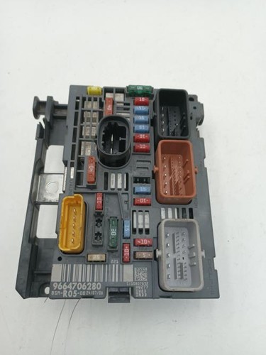 Porte fusible citroen berlingo - citroen,