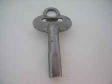 BELLE / NICE CLE / KEY JOUETS 5mm TOYS MOTEUR A REMONTOIR / CLOCKWORK -