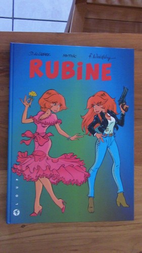 Rubine loup neuf - ed,