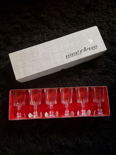 Verres pied vin - verres, à