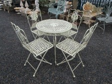 SALON DE JARDIN DE STYLE