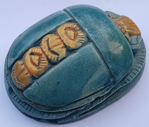 Scarabee bleu porte bonheur - scarabee,