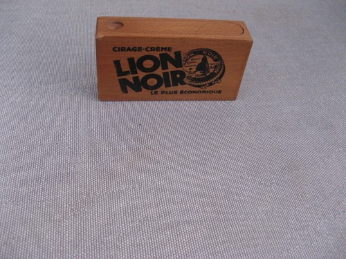 Ancienne boite cartes - à,