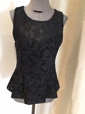 Superbe haut top dentelle noir modele laurene Maje 36 neuf