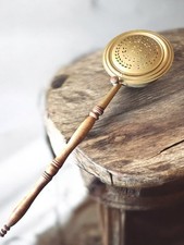 Grande chauffeuse en cuivre vintage Ancienne, siège ancien collection déco rétro