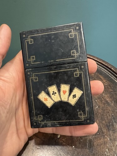 Boite pour jeu carte - pour,