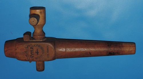 Ancien grand robinet - , en