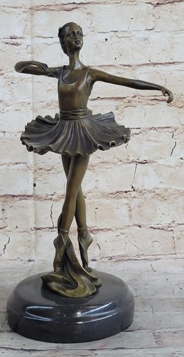 Sculpture statue bronze - statue, en