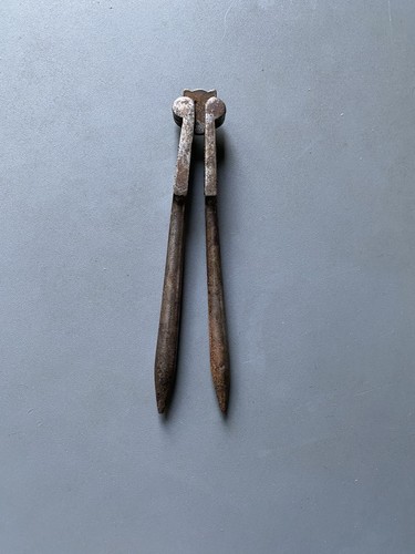 Casse noix noisette ancien