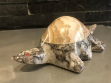 Jolie statuette collection de tortue en marbre sculpté bicolore Portugal