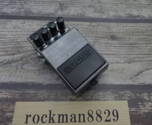 Boss digital reverb delay - rv-3,