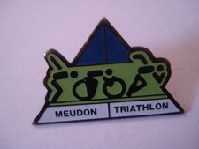 PINS RARE MEUDON ILE DE FRANCE TRIATHLON  Natation Cyclisme Course à pied