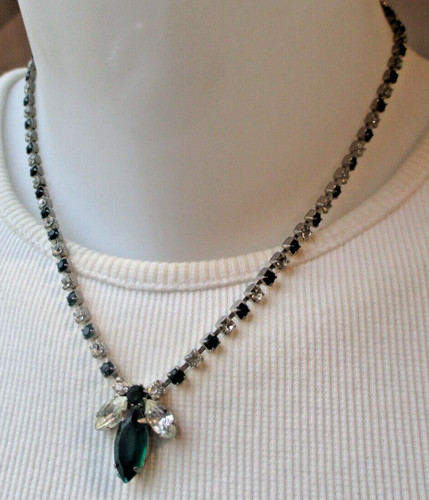 Ancien collier argenté - ancien,