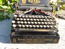 Machine à  écrire Royal 5 de