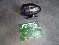 Moulinet capoté Mitchell 8230 free style avec sa documentation