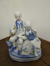 Figurine En Porcelaine /