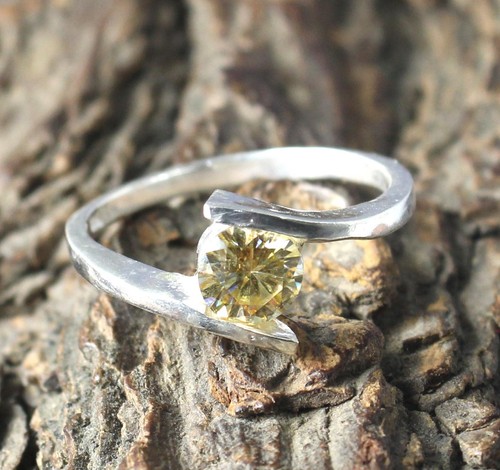 Bague solitaire diamant - bague,