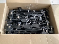 LOT 100 CINTRES A PINCE