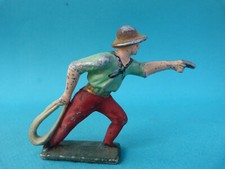 Soldat en aluminium - Cowboy tirant au pistolet et lasso - 60mm - 6