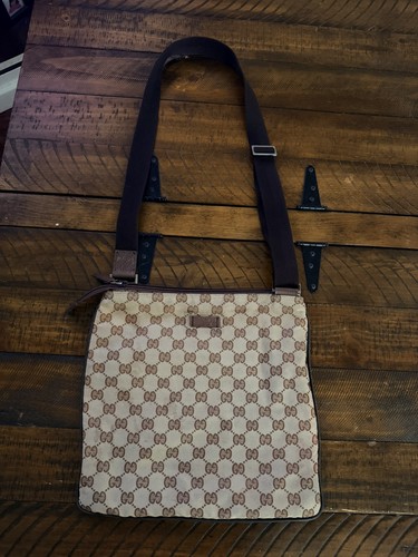 Gucci supreme messenger - gg,