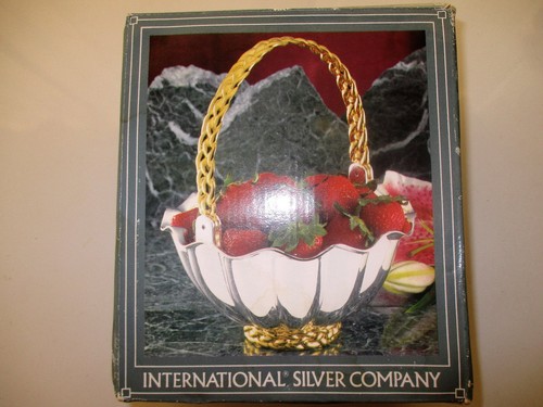 Silverplated gold handled - /,