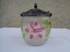 SEAU BOITE À BISCUITS  À DÉCOR FLORAL ÉMAILLÉ ÉPOQUE ART NOUVEAU, STYLE LEGRAS