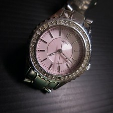 Montre bracelet GUESS femme STAINLESS STEEL horlogerie JAPAN MOVT N5774