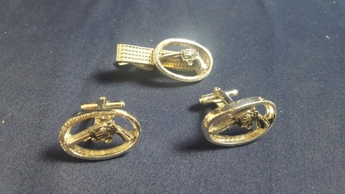 Vintage pair revolver - vintage,