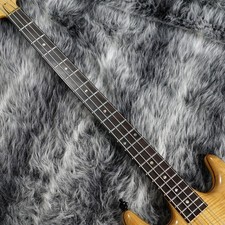 Guitare électrique basse Senn Seen Flame Maple Ash Body micros EMG d'occasion