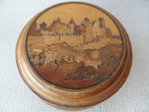 Boite noyer marquetterie - boite,