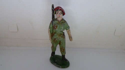 Quiralu soldat soldier - soldier,