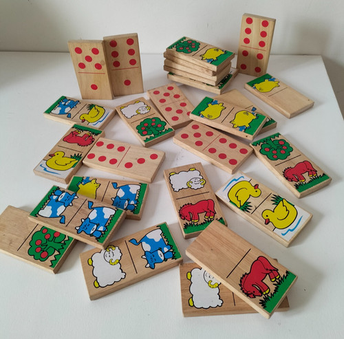 Jeu dominos deux - , en