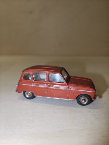 Voiture dinky toys - dinky, 4l