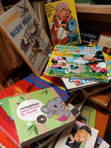 Lot 1000 livres jeunesse - 1000,