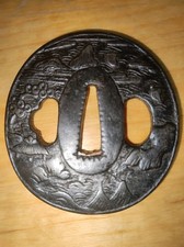 Deux Tsuba Japon Période edo 19 ème  don une signé déco Dragon Village Montagne 