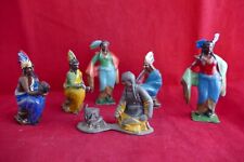 Plomb creux 6 indiens 3 avec le calumet de la paix 1 feu de camp et 2 indiennes