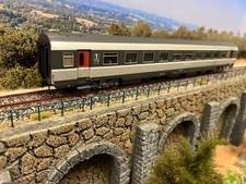 Voiture corail plus classe 1 lima collection Etat Neuve