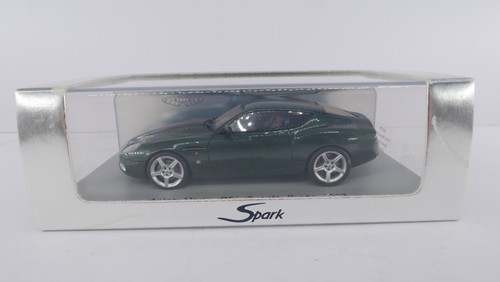 Spark aston martin db7 - 1/43,