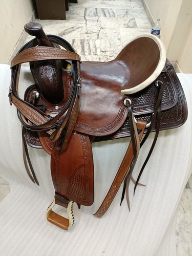 Selle western cuir - en,