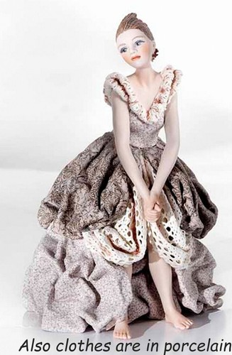 Statuette dame robe - statuette, en