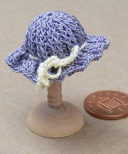 1:12 Échelle Femmes Gris Crochet Chapeau Tumdee Maison de Poupées Miniature T3