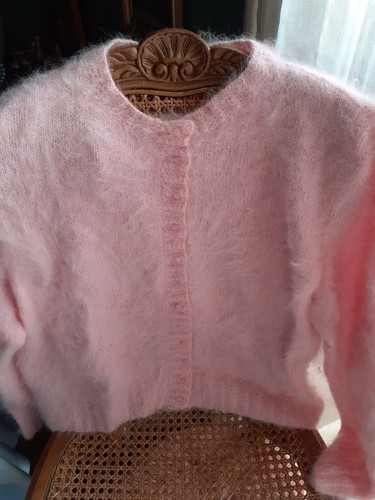 Superbe gilet angora modèle - gilet,