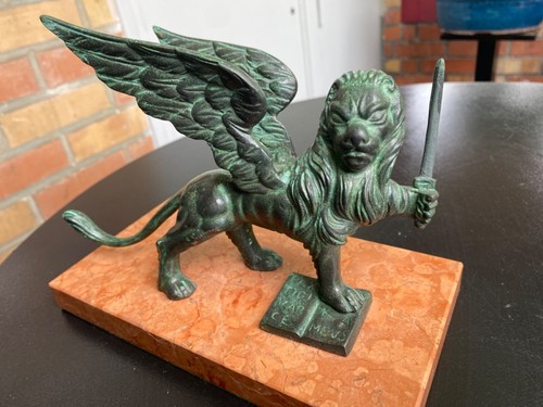 Lion bronze venise - en,
