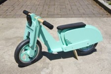Kiddimoto Trottinette En Bois Pour Enfant Vélo D'Équilibre Bleu Vespa