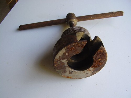Outillage garage ancien - outillage,