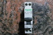 DISJONCTEUR MODULAIRE 3AMPERES