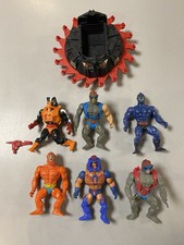 Lot 6 Figurines 1  Véhicule