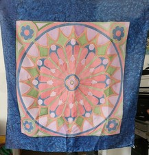 Foulard en soie peint à  la